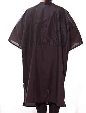 Brigitte - saloncapes.com's High Performance, Lightweight Crepe Zip-up Client Robe in Black, chemical proof back
