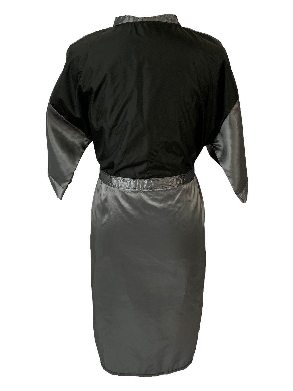 Client Smocks and Salon Robes in Silver